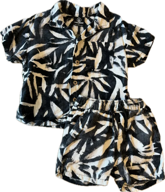 Volcom Short Set